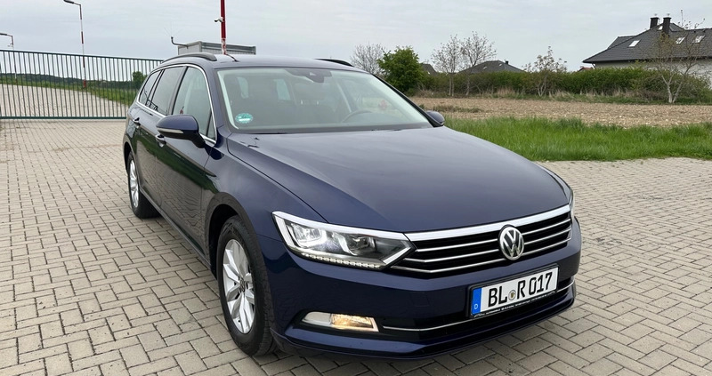 Volkswagen Passat cena 57777 przebieg: 269000, rok produkcji 2019 z Kraśnik małe 436